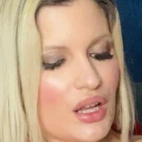 Rose Daniel Naakt