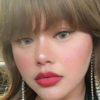 Rowhi Rai Naakt