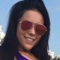 Samantha L Naakt