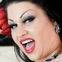 Samantha Mack Naakt