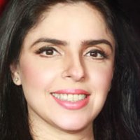 Sanaa Abdu Khazal Naakt