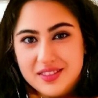 Sara Khan Naakt