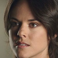 Sarah Butler Naakt