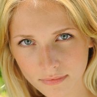 Sarah Ulrich Naakt