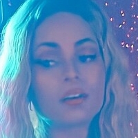 saramoni Naakt