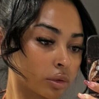 Savannah L Burke Naakt