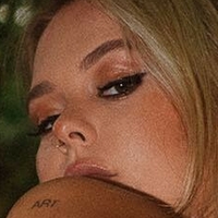 Selena Steiner Naakt