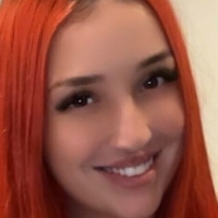 shhsneakpeak Naakt