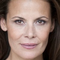Simone Dericks Naakt