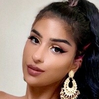 Slayhil Naakt