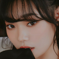 Slivia__王苡昕 Naakt