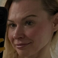 Sqauts_and_pizza Naakt