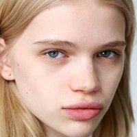 Stella Lucia Naakt