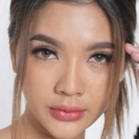 suthara Naakt