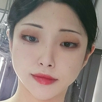 suyeoniiii_ Naakt