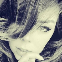 Suzy Berhow Naakt