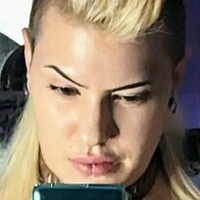 Synthetika Lynn Naakt