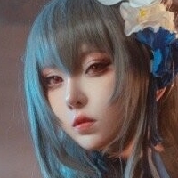 Takomayuyi Naakt
