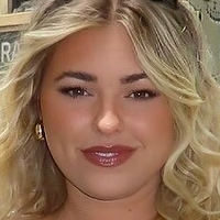 Tatum Blinn Naakt