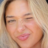 Tayla Stevenson Naakt