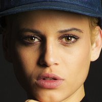Thais D’Lima Naakt