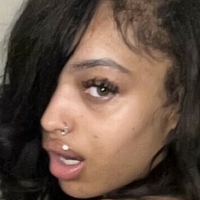 Tinyyytiara Naakt