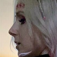 Tricia Pain Naakt