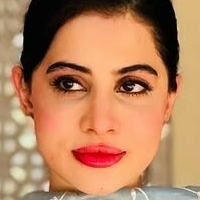 Urfi Javed Naakt