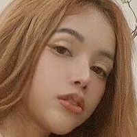 Violet Good Naakt
