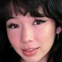 Violetkiriko Naakt
