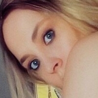 wetlittleblonde Naakt