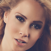 Whitney Cole Naakt