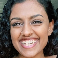 Yamini Nambimadom Naakt