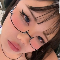 yinahomefi Naakt