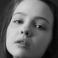 Yuliya Khlynina Naakt
