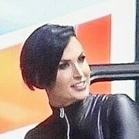 Zahra Elise Naakt