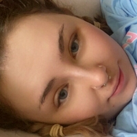 zaraliee Naakt