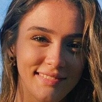 Zehra Güneş Naakt